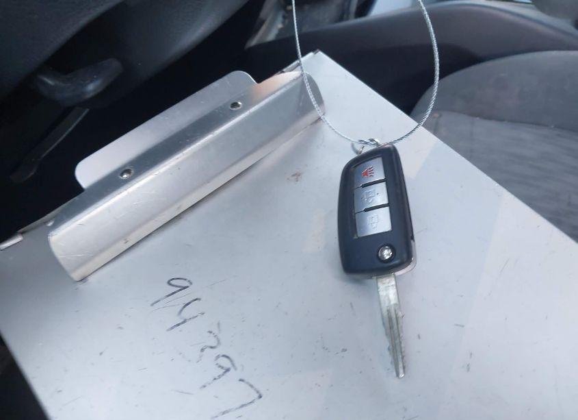 Photo 11 of 2018 Nissan Rogue S (VIN 5N1AT2MT8JC768882)