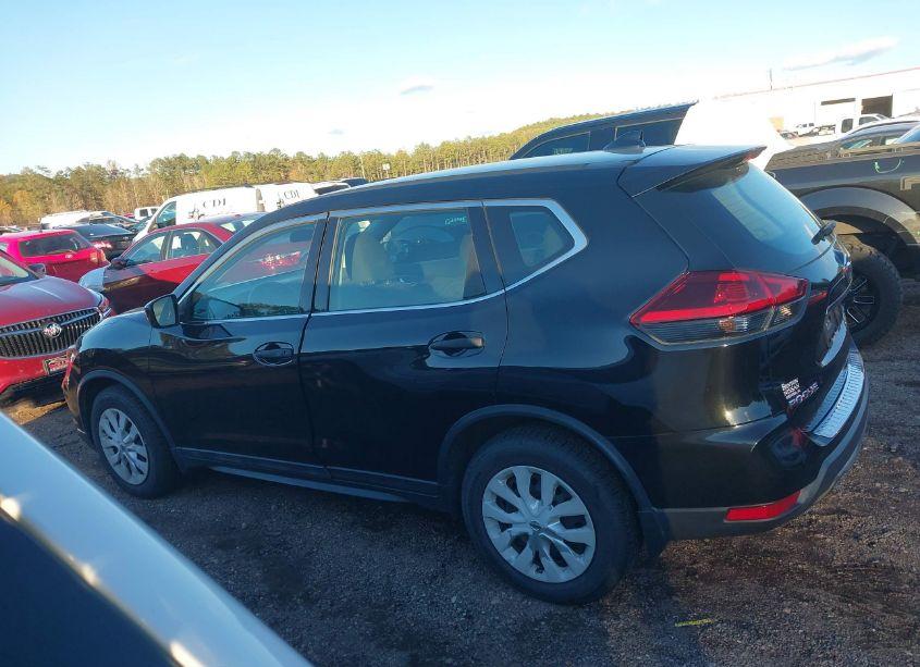 Photo 14 of 2018 Nissan Rogue S (VIN 5N1AT2MT8JC768882)