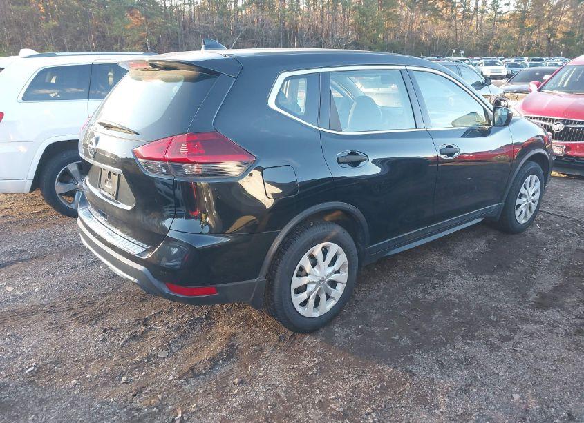 Photo 4 of 2018 Nissan Rogue S (VIN 5N1AT2MT8JC768882)
