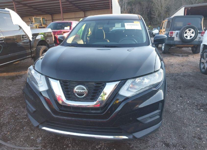 Photo 6 of 2018 Nissan Rogue S (VIN 5N1AT2MT8JC768882)