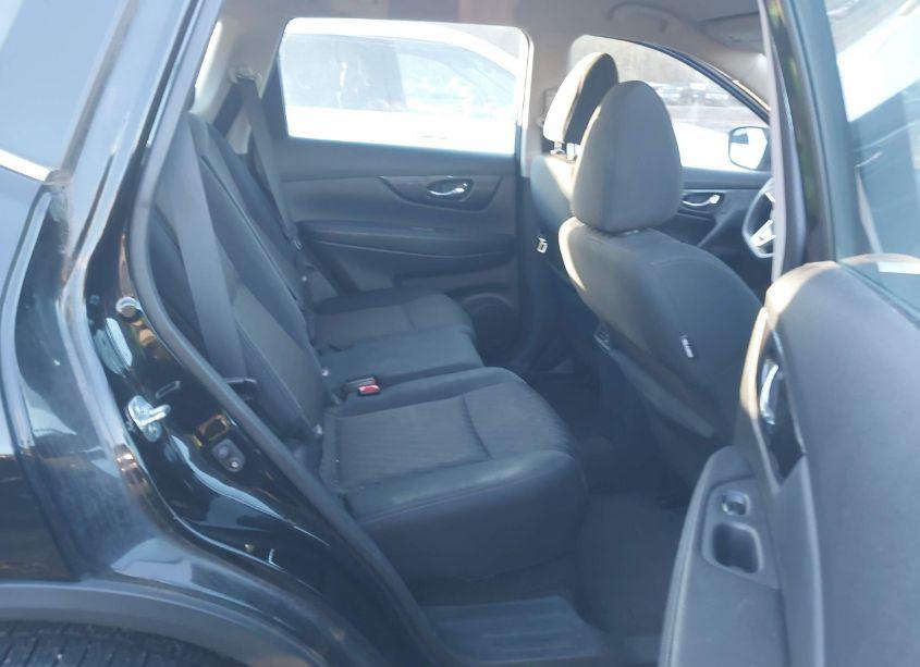 Photo 8 of 2018 Nissan Rogue S (VIN 5N1AT2MT8JC768882)