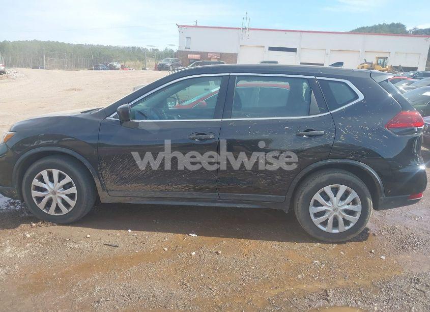 Photo 14 of 2018 Nissan Rogue S (VIN 5N1AT2MT8JC783172)