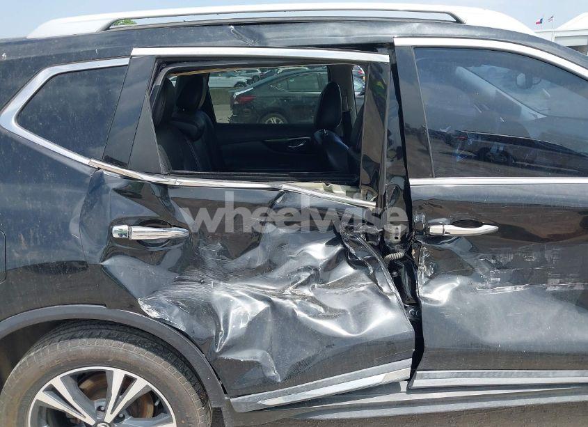 Photo 6 of 2018 Nissan Rogue SL (VIN 5N1AT2MT8JC794107)