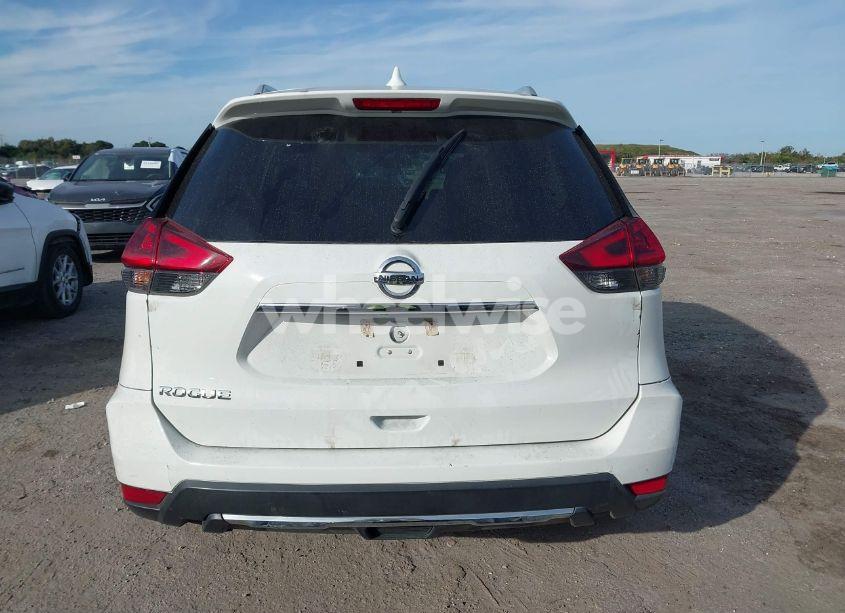 Photo 16 of 2018 Nissan Rogue S (VIN 5N1AT2MT8JC826456)