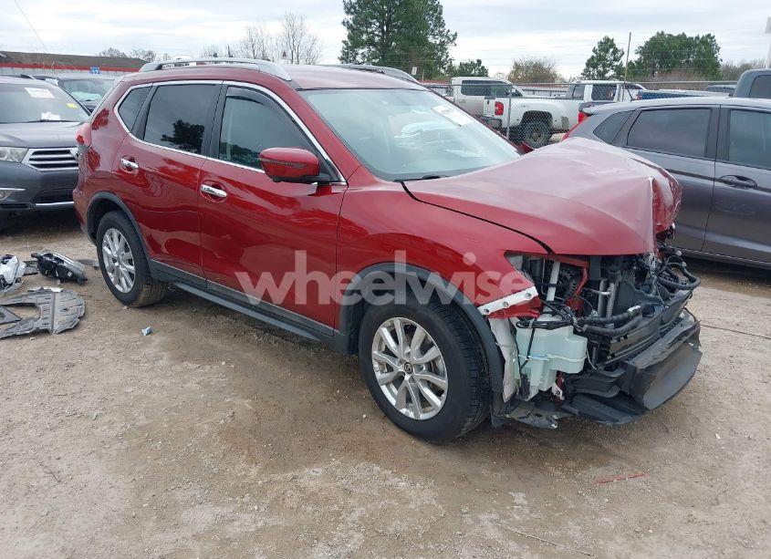 2018 Nissan Rogue SV (VIN 5N1AT2MT8JC852068) main photo