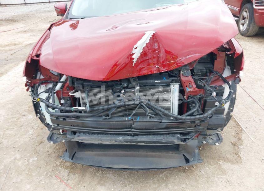 Photo 13 of 2018 Nissan Rogue SV (VIN 5N1AT2MT8JC852068)