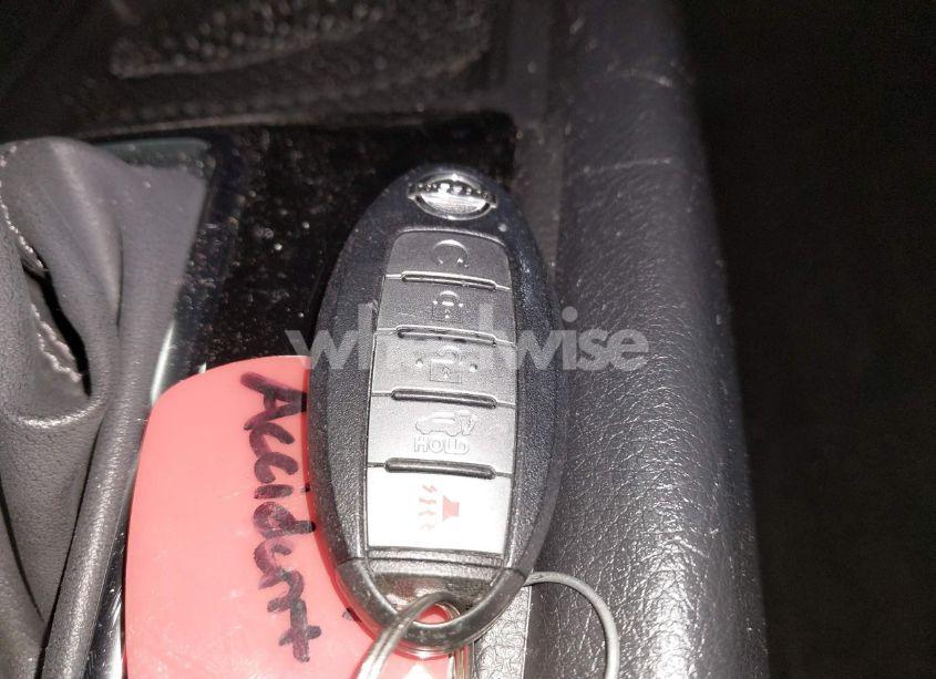 Photo 11 of 2019 Nissan Rogue SV (VIN 5N1AT2MT8KC705489)