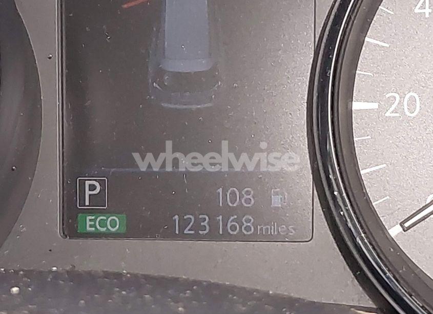 Photo 7 of 2019 Nissan Rogue SV (VIN 5N1AT2MT8KC705489)