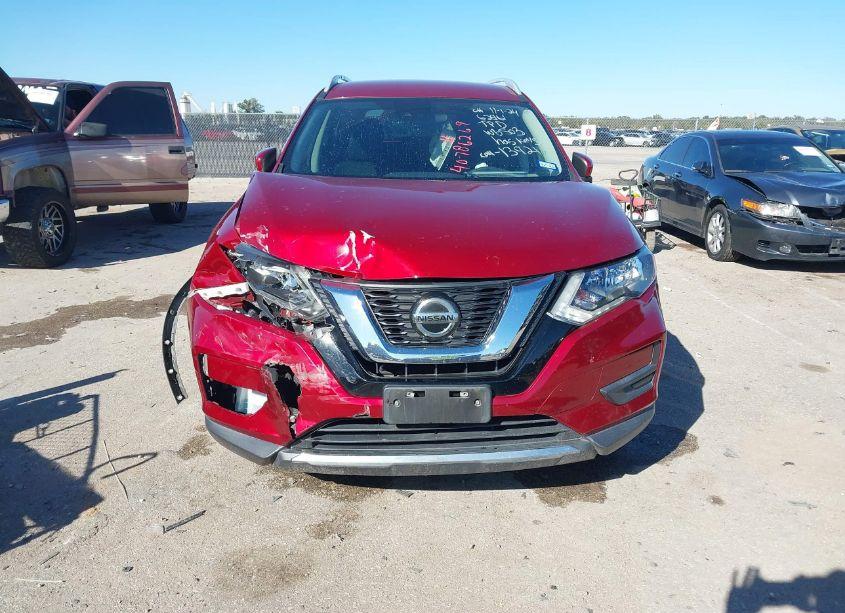 Photo 12 of 2019 Nissan Rogue SV (VIN 5N1AT2MT8KC709784)
