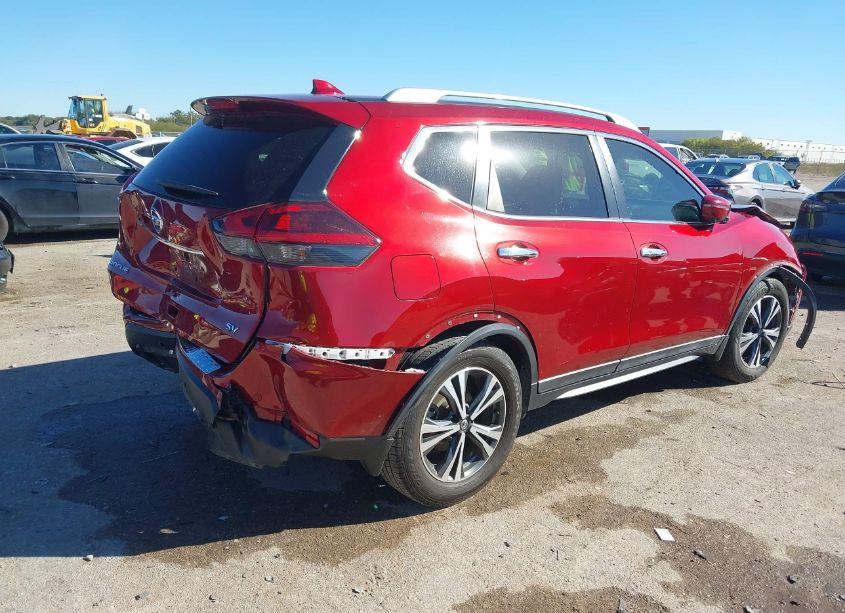 Photo 4 of 2019 Nissan Rogue SV (VIN 5N1AT2MT8KC709784)