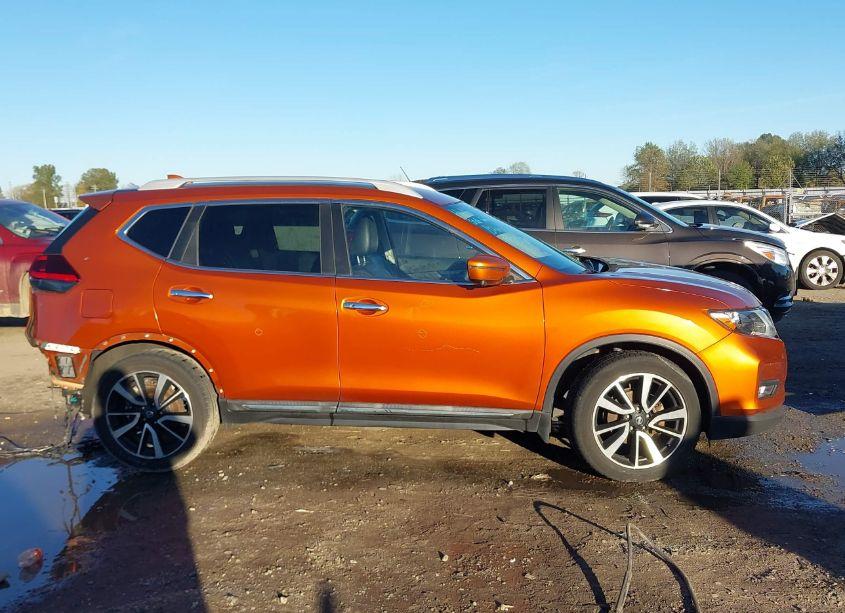 Photo 13 of 2019 Nissan Rogue SL (VIN 5N1AT2MT8KC733101)