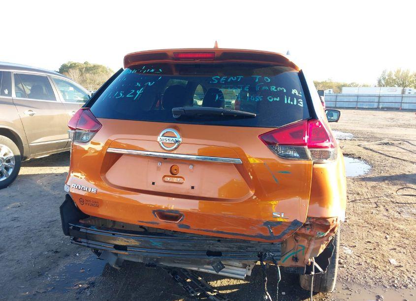 Photo 16 of 2019 Nissan Rogue SL (VIN 5N1AT2MT8KC733101)