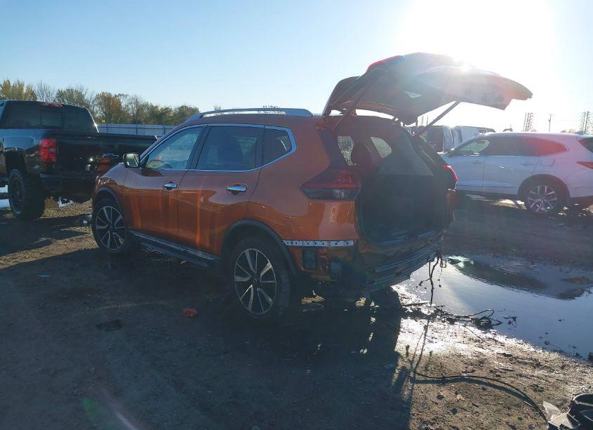 Photo 3 of 2019 Nissan Rogue SL (VIN 5N1AT2MT8KC733101)