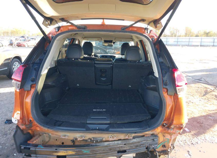 Photo 8 of 2019 Nissan Rogue SL (VIN 5N1AT2MT8KC733101)