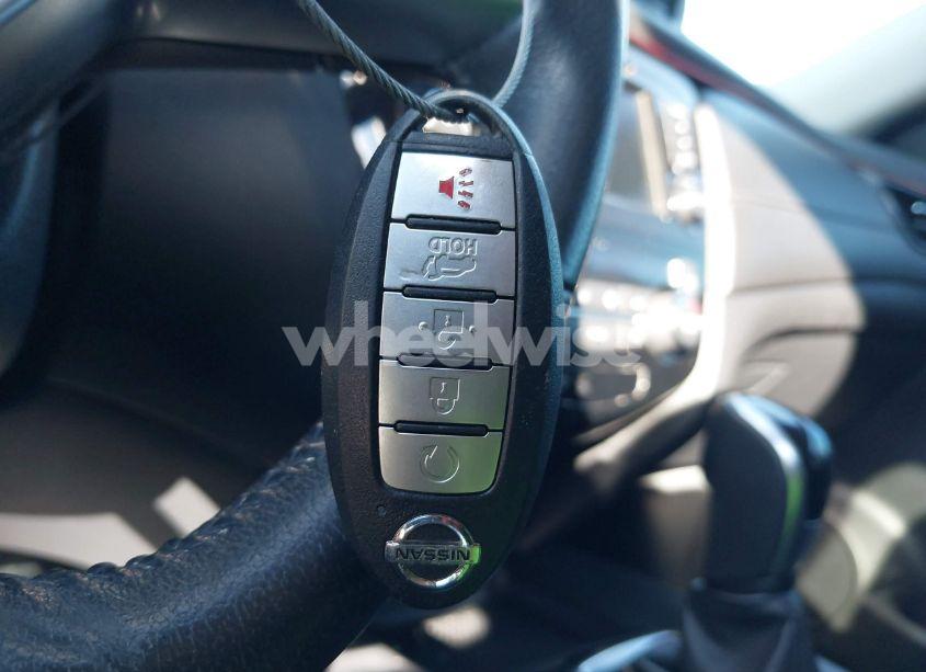 Photo 11 of 2019 Nissan Rogue SV (VIN 5N1AT2MT8KC782606)