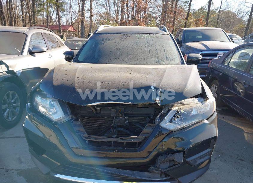 Photo 12 of 2019 Nissan Rogue SV (VIN 5N1AT2MT8KC782606)