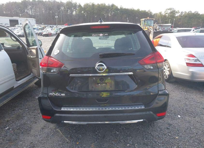 Photo 17 of 2019 Nissan Rogue S (VIN 5N1AT2MT8KC801607)