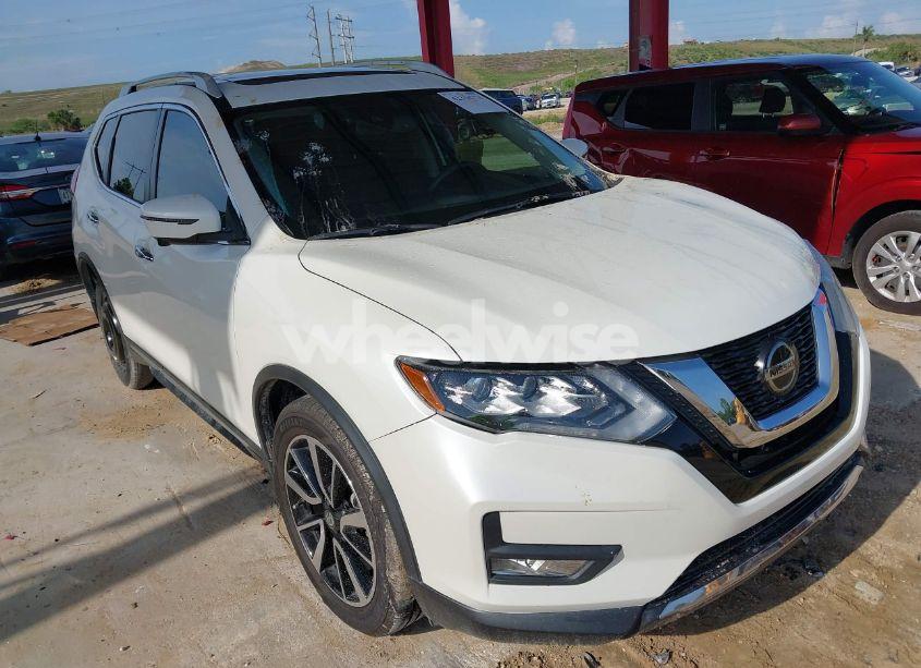 2020 Nissan Rogue SL FWD (VIN 5N1AT2MT8LC706157) main photo