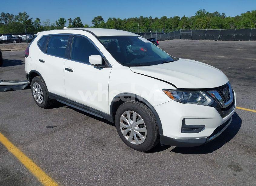 2020 Nissan Rogue S FWD (VIN 5N1AT2MT8LC774443) main photo