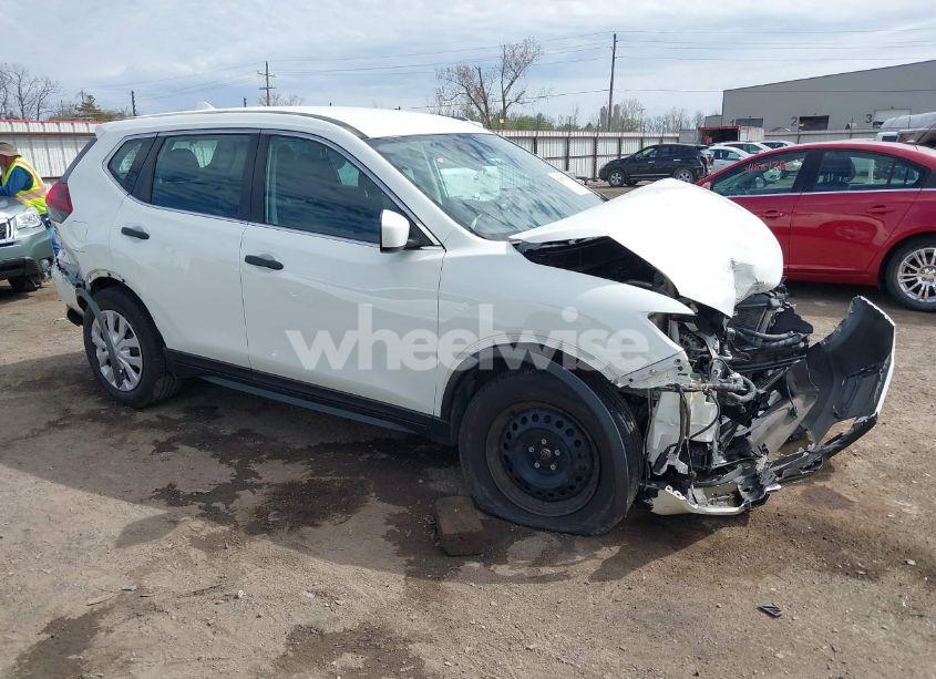 2020 Nissan Rogue S FWD (VIN 5N1AT2MT8LC812964) main photo