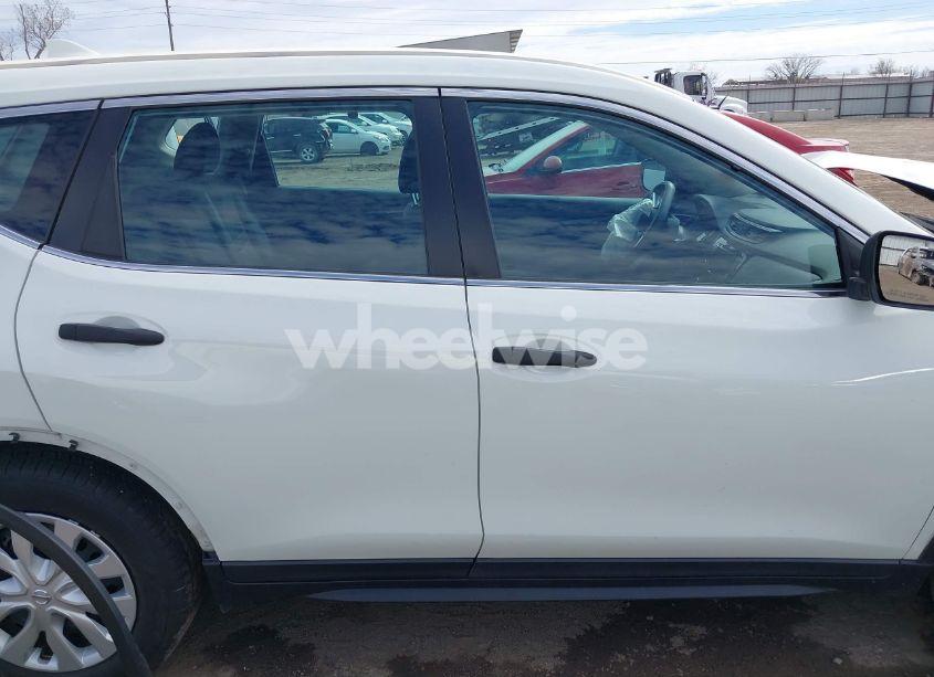 Photo 13 of 2020 Nissan Rogue S FWD (VIN 5N1AT2MT8LC812964)