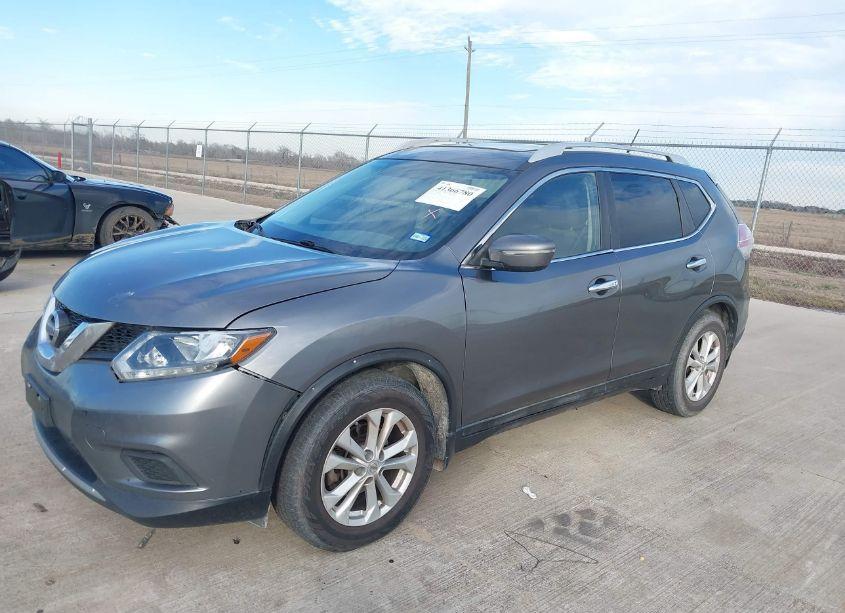Photo 2 of 2014 Nissan Rogue SV (VIN 5N1AT2MT9EC774003)