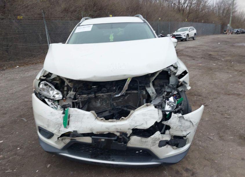 Photo 13 of 2015 Nissan Rogue SV (VIN 5N1AT2MT9FC754108)