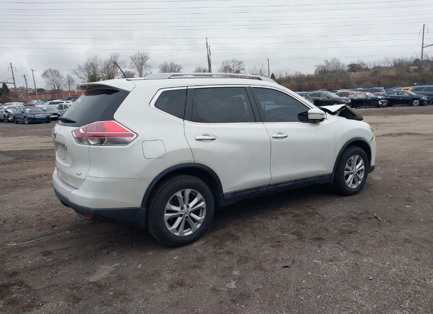 Photo 4 of 2015 Nissan Rogue SV (VIN 5N1AT2MT9FC754108)