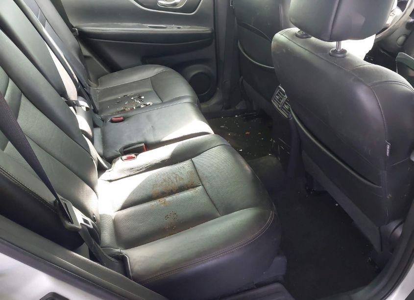 Photo 8 of 2015 Nissan Rogue SL (VIN 5N1AT2MT9FC771829)