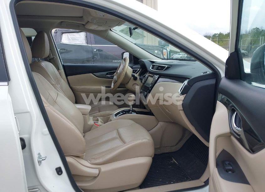 Photo 5 of 2015 Nissan Rogue SL (VIN 5N1AT2MT9FC774004)