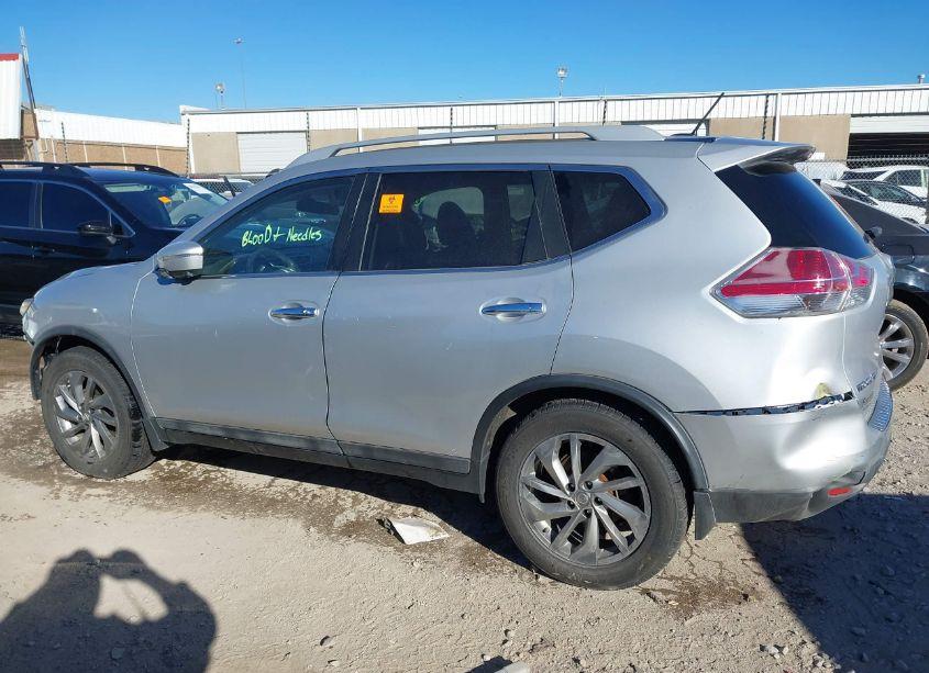 Photo 15 of 2015 Nissan Rogue SL (VIN 5N1AT2MT9FC776321)