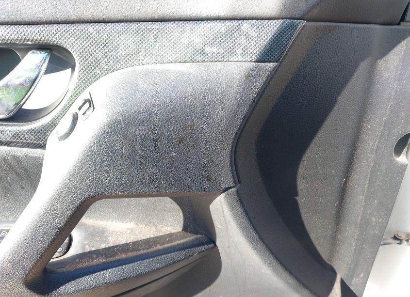 Photo 20 of 2015 Nissan Rogue SL (VIN 5N1AT2MT9FC776321)