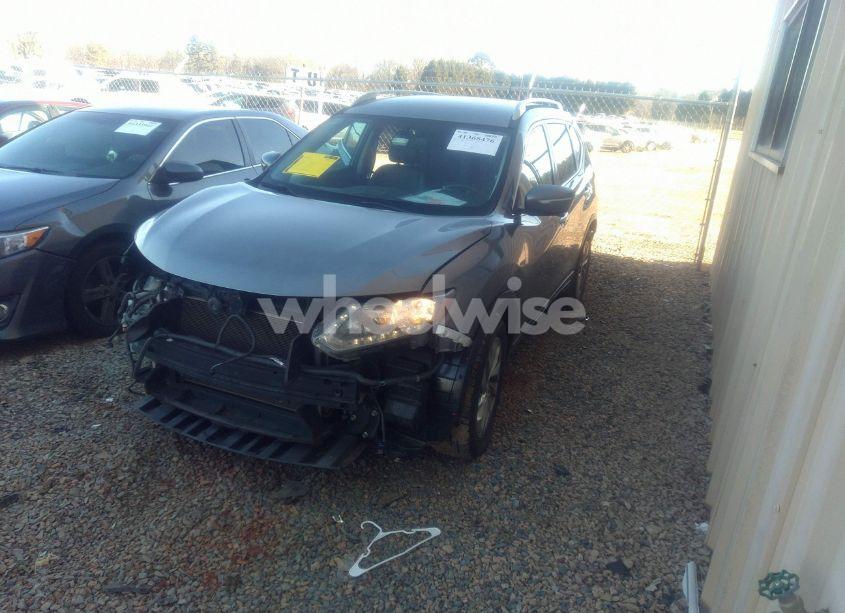 Photo 2 of 2015 Nissan Rogue SL (VIN 5N1AT2MT9FC830295)