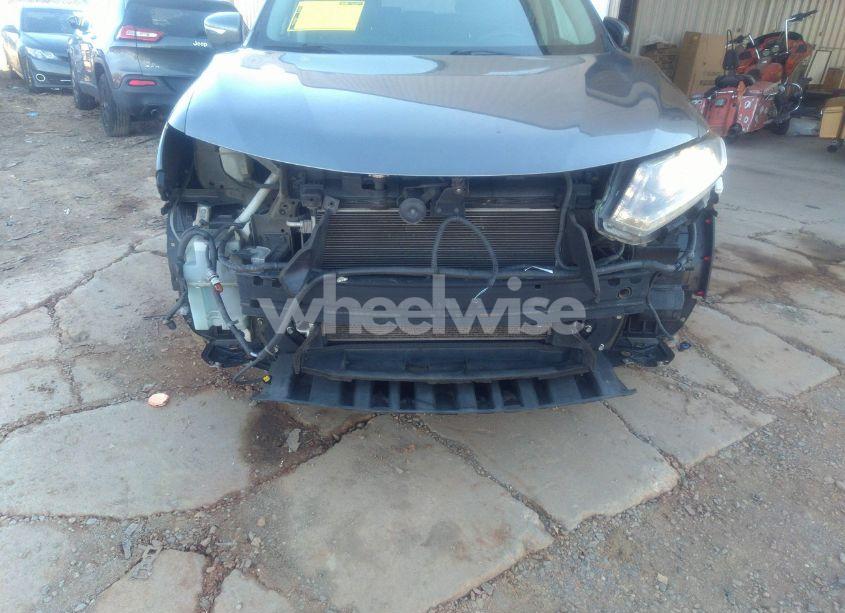 Photo 6 of 2015 Nissan Rogue SL (VIN 5N1AT2MT9FC830295)