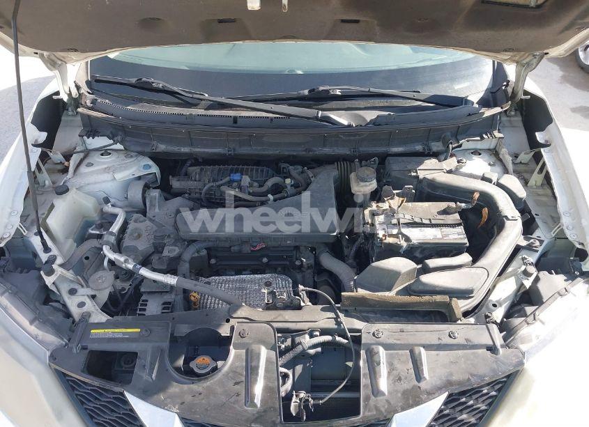 Photo 10 of 2015 Nissan Rogue SV (VIN 5N1AT2MT9FC924810)