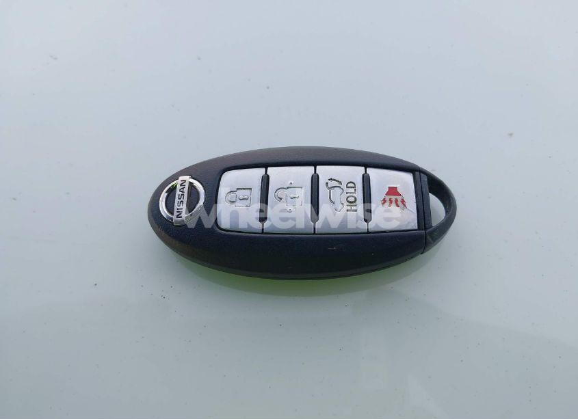 Photo 11 of 2015 Nissan Rogue SV (VIN 5N1AT2MT9FC924810)