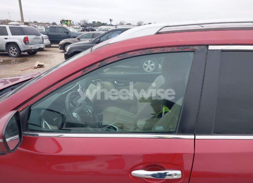 Photo 12 of 2016 Nissan Rogue SL (VIN 5N1AT2MT9GC731641)