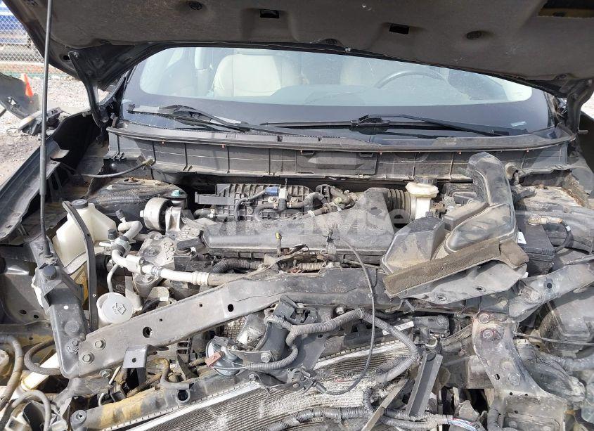 Photo 10 of 2016 Nissan Rogue SL (VIN 5N1AT2MT9GC738671)