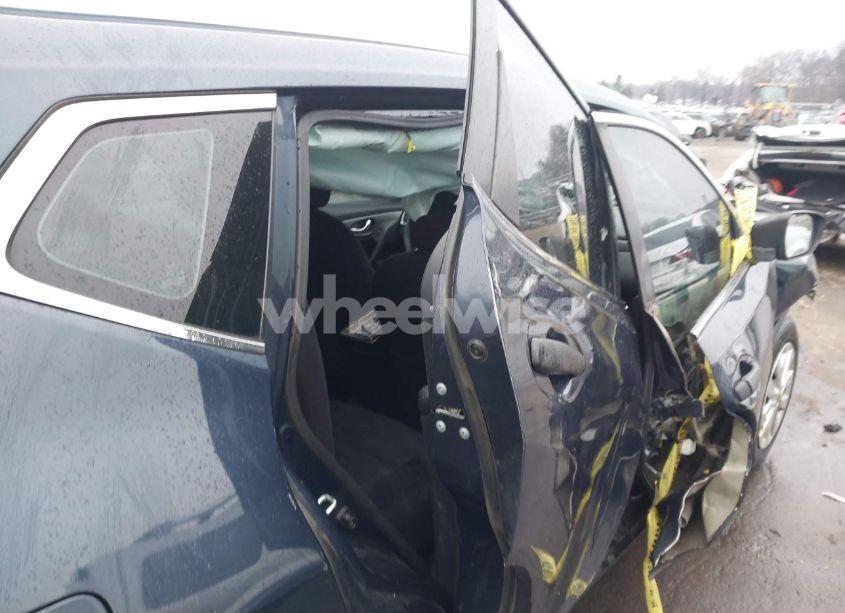 Photo 20 of 2016 Nissan Rogue S (VIN 5N1AT2MT9GC876856)