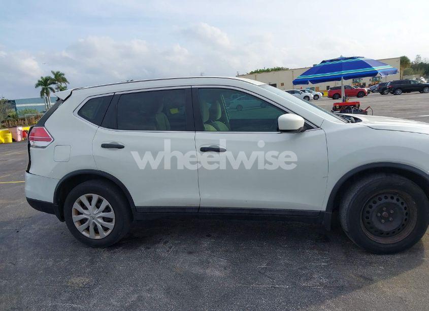 Photo 13 of 2016 Nissan Rogue S (VIN 5N1AT2MT9GC898629)
