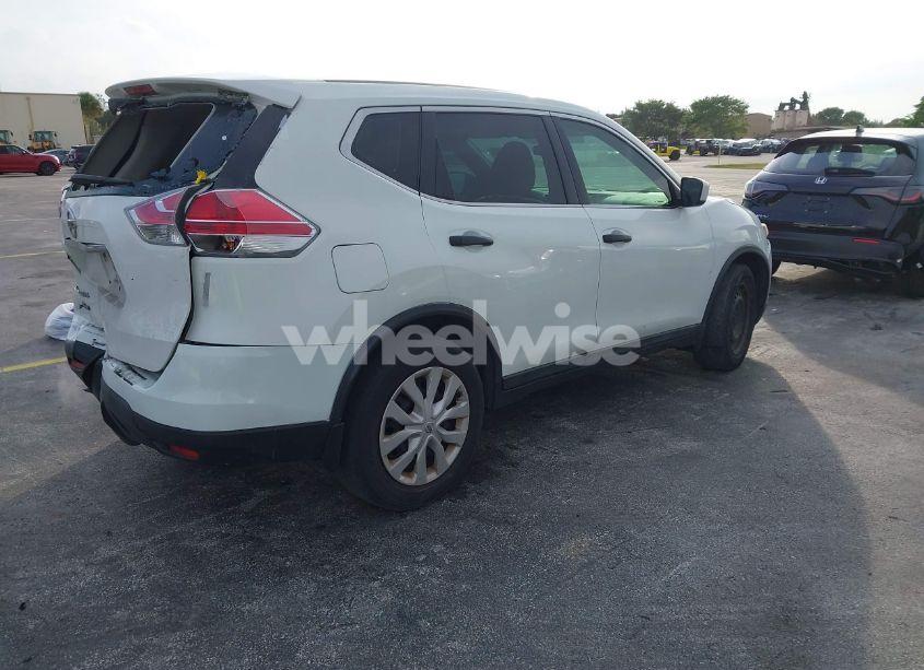 Photo 4 of 2016 Nissan Rogue S (VIN 5N1AT2MT9GC898629)