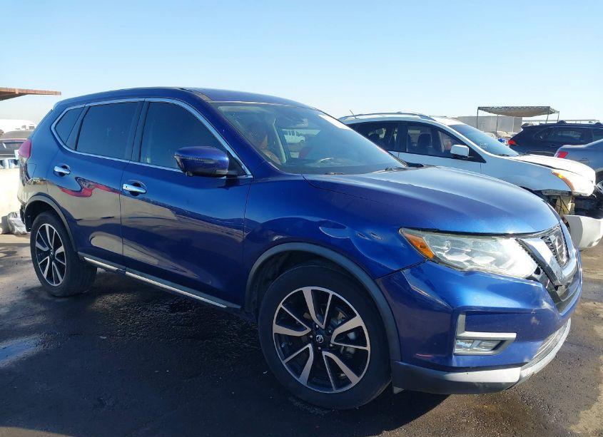 2017 Nissan Rogue SL (VIN 5N1AT2MT9HC732208) main photo