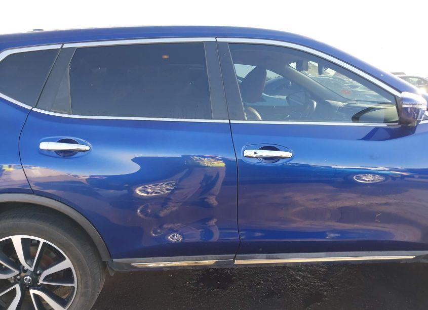 Photo 14 of 2017 Nissan Rogue SL (VIN 5N1AT2MT9HC732208)