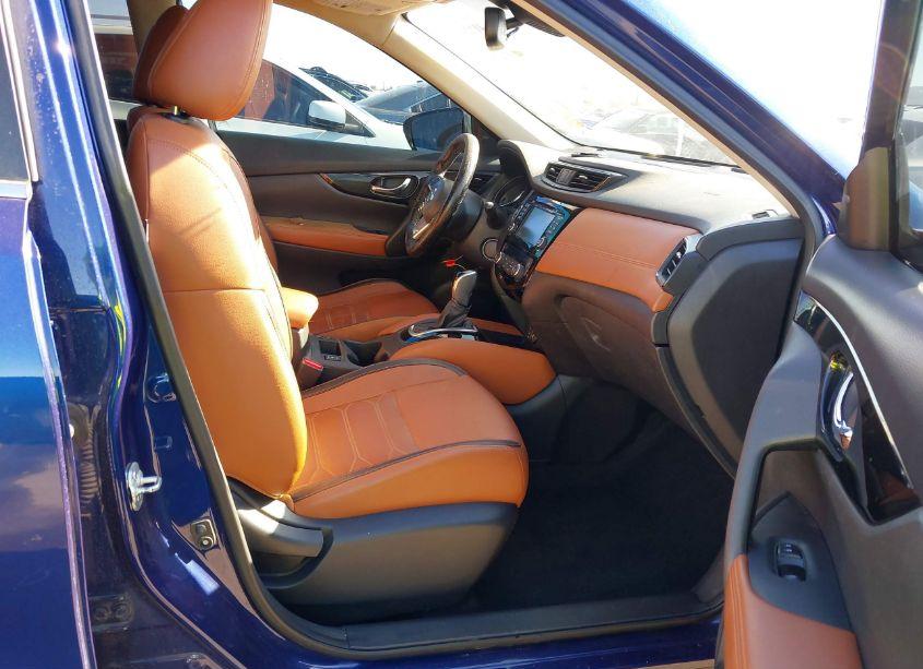 Photo 5 of 2017 Nissan Rogue SL (VIN 5N1AT2MT9HC732208)