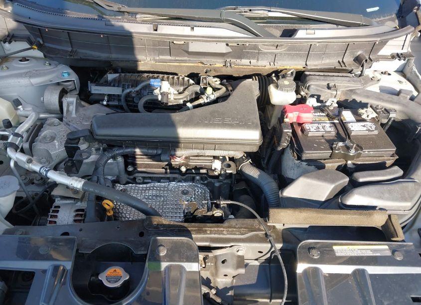 Photo 10 of 2017 Nissan Rogue SL (VIN 5N1AT2MT9HC753155)