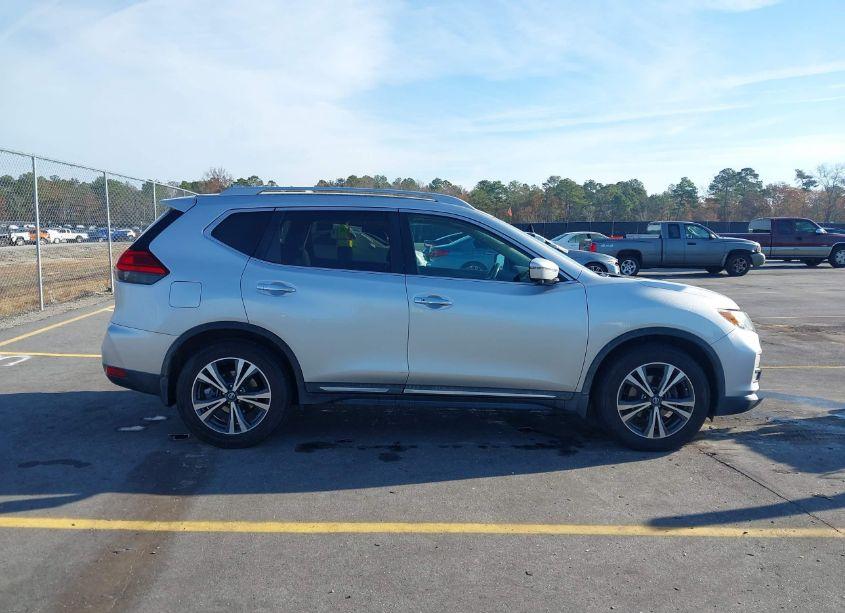 Photo 13 of 2017 Nissan Rogue SL (VIN 5N1AT2MT9HC753155)