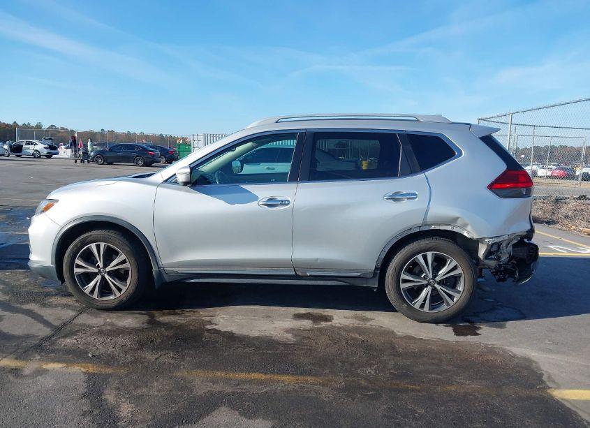 Photo 14 of 2017 Nissan Rogue SL (VIN 5N1AT2MT9HC753155)