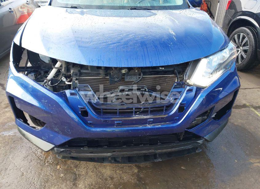 Photo 6 of 2017 Nissan Rogue SV (VIN 5N1AT2MT9HC763488)