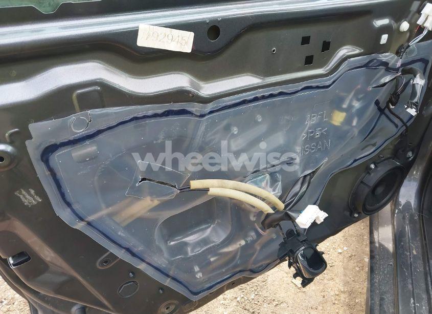 Photo 18 of 2017 Nissan Rogue S (VIN 5N1AT2MT9HC773762)