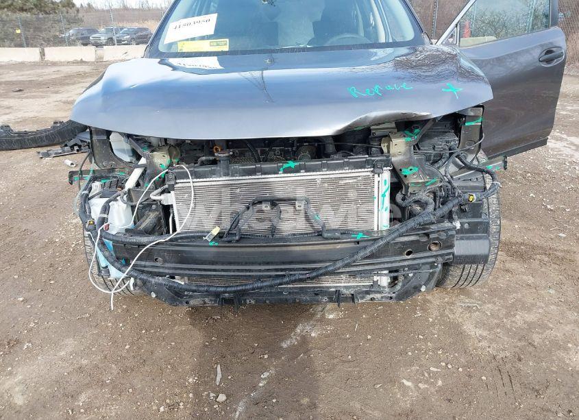 Photo 6 of 2017 Nissan Rogue S (VIN 5N1AT2MT9HC773762)